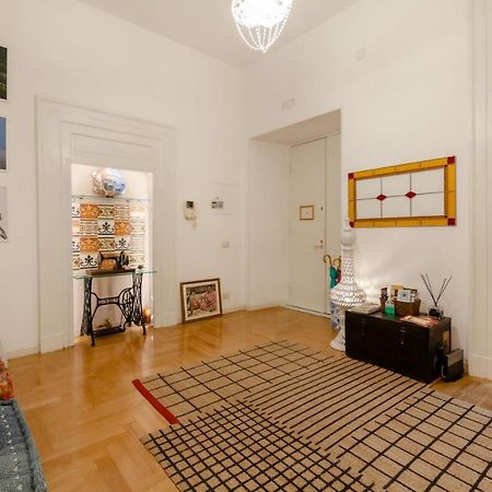 Museum Luxury Suites Napels Buitenkant foto