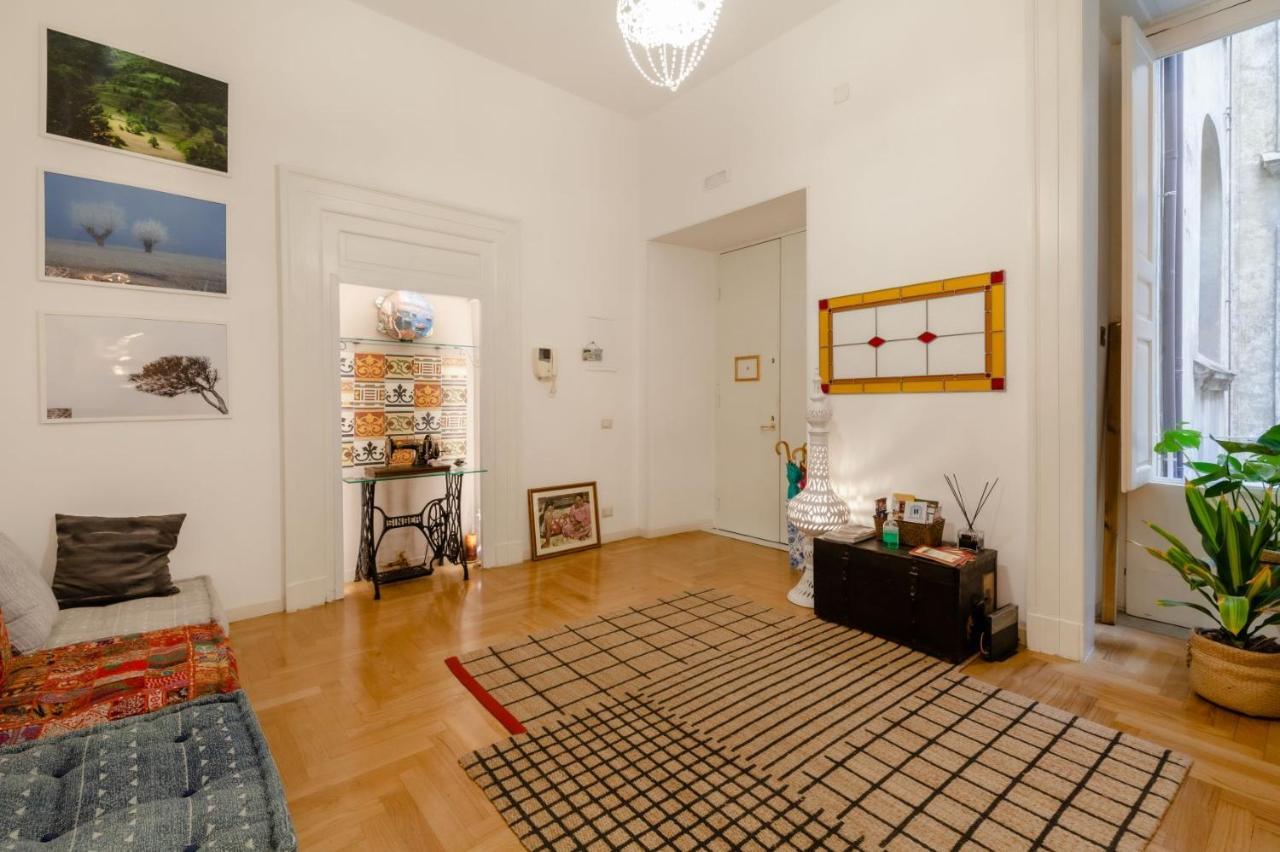 Museum Luxury Suites Napels Buitenkant foto