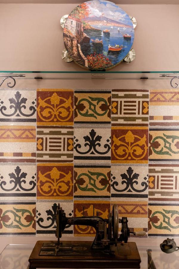 Museum Luxury Suites Napels Buitenkant foto