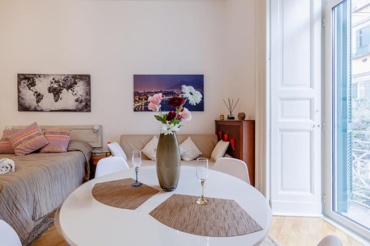 Museum Luxury Suites Napels Buitenkant foto