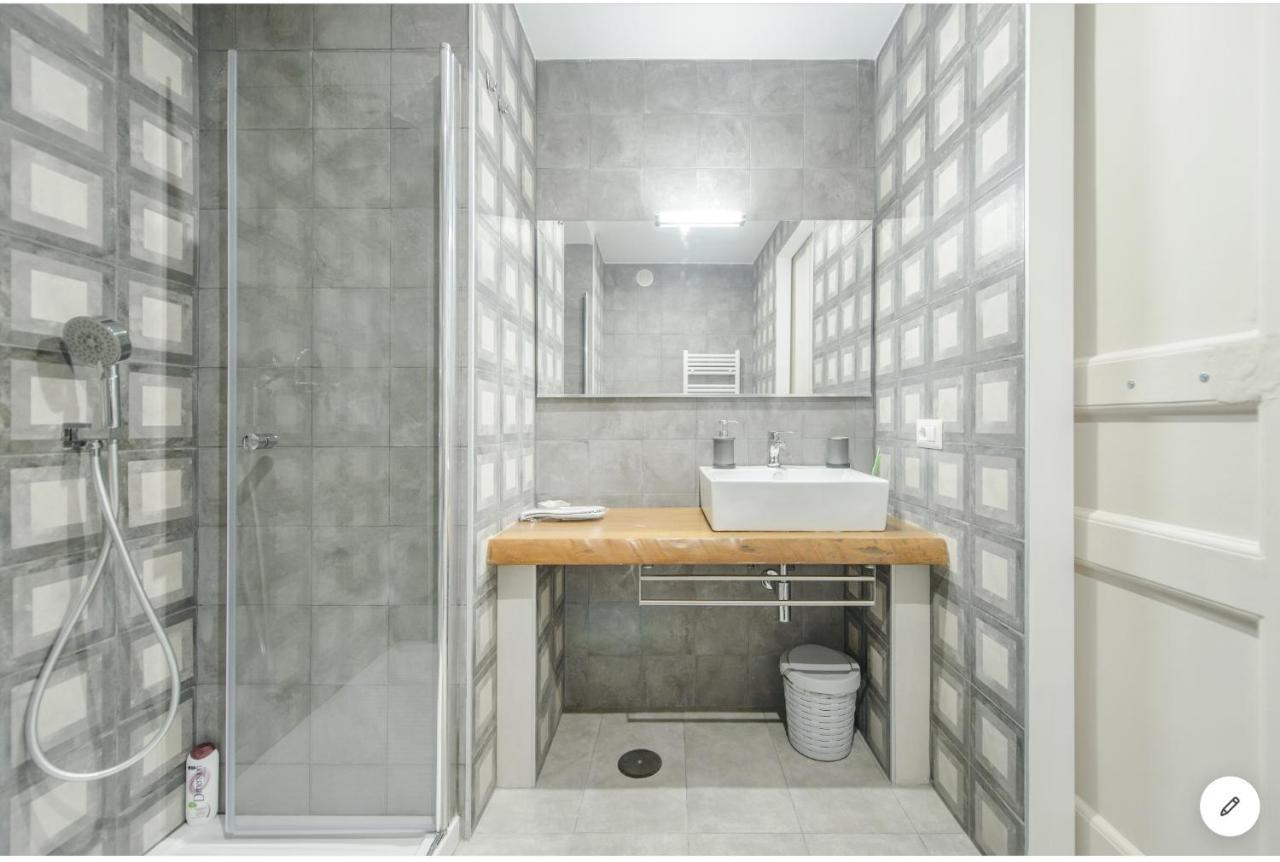 Museum Luxury Suites Napels Buitenkant foto
