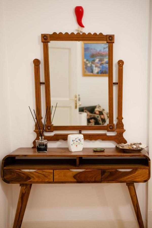 Museum Luxury Suites Napels Buitenkant foto