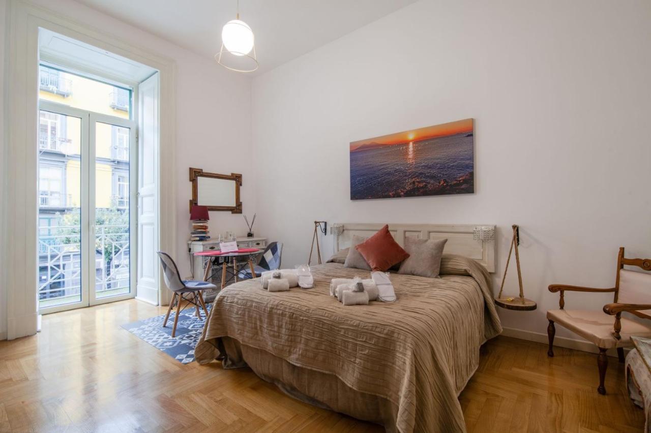 Museum Luxury Suites Napels Buitenkant foto