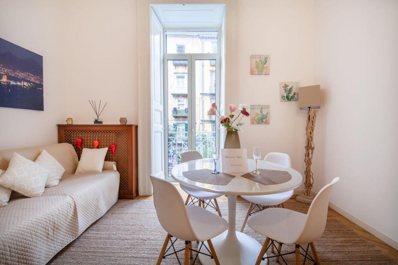 Museum Luxury Suites Napels Buitenkant foto